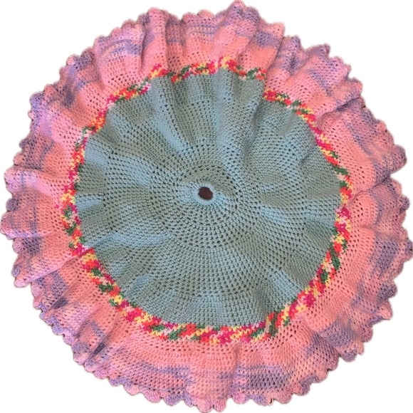 Handmade Scallop Ruffle Teal Green Pink Purple Crochet Christmas Tree Skirt 29” - Picture 2 of 6